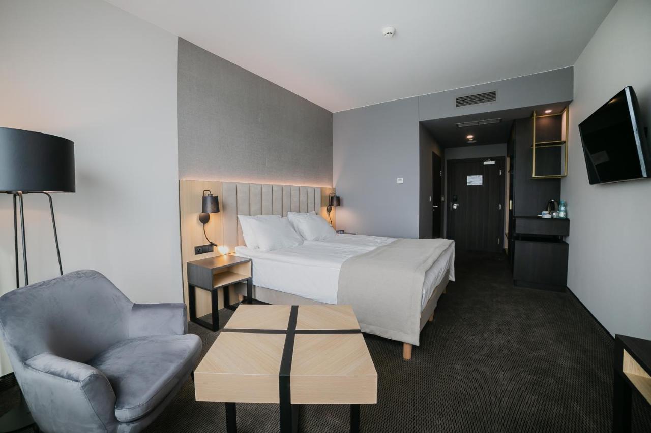 B&B Hotel Warsaw East Eksteriør billede