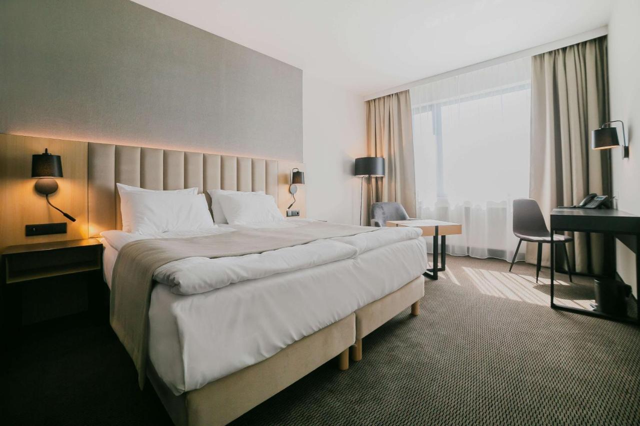 B&B Hotel Warsaw East Eksteriør billede