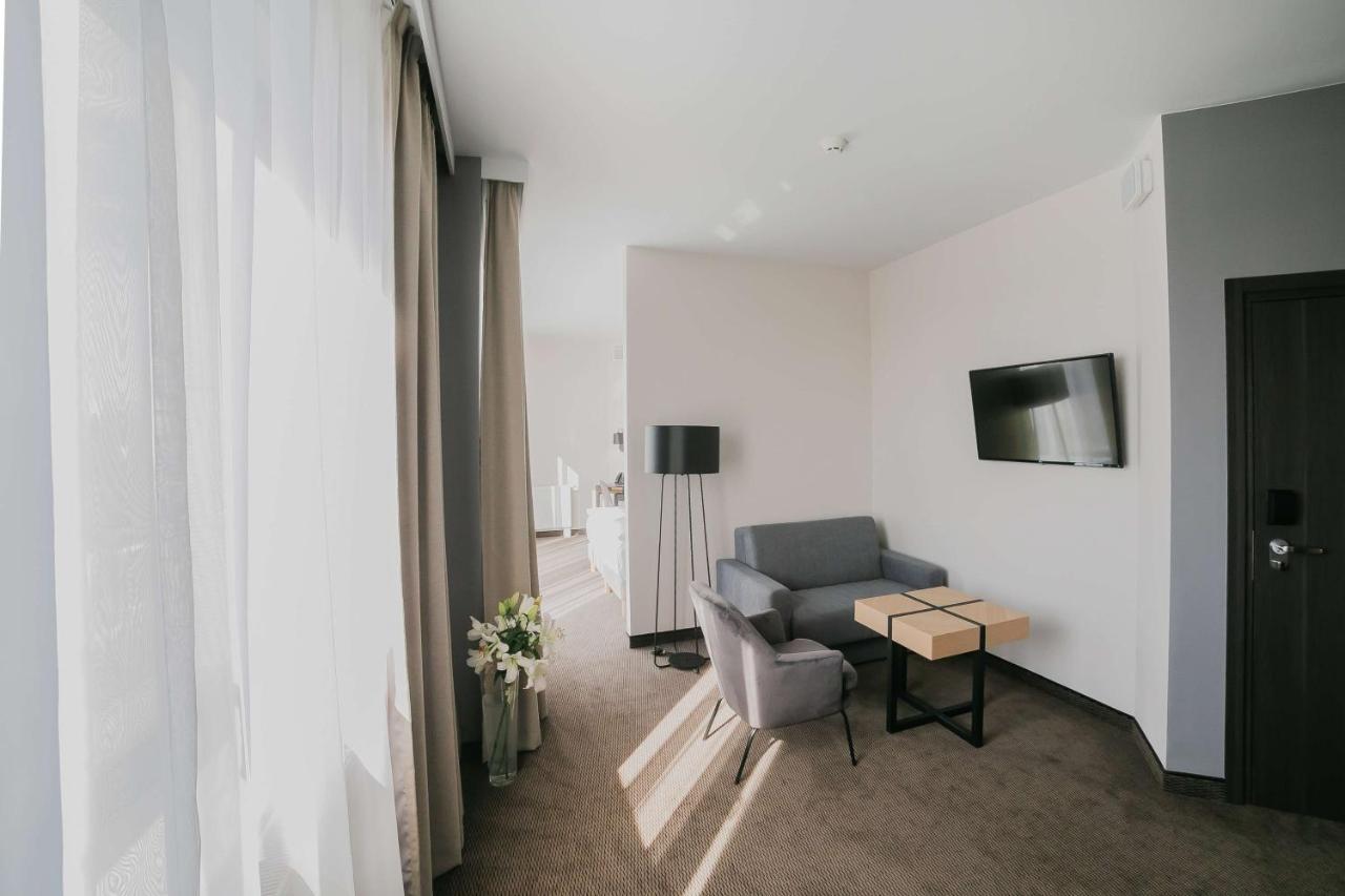 B&B Hotel Warsaw East Eksteriør billede
